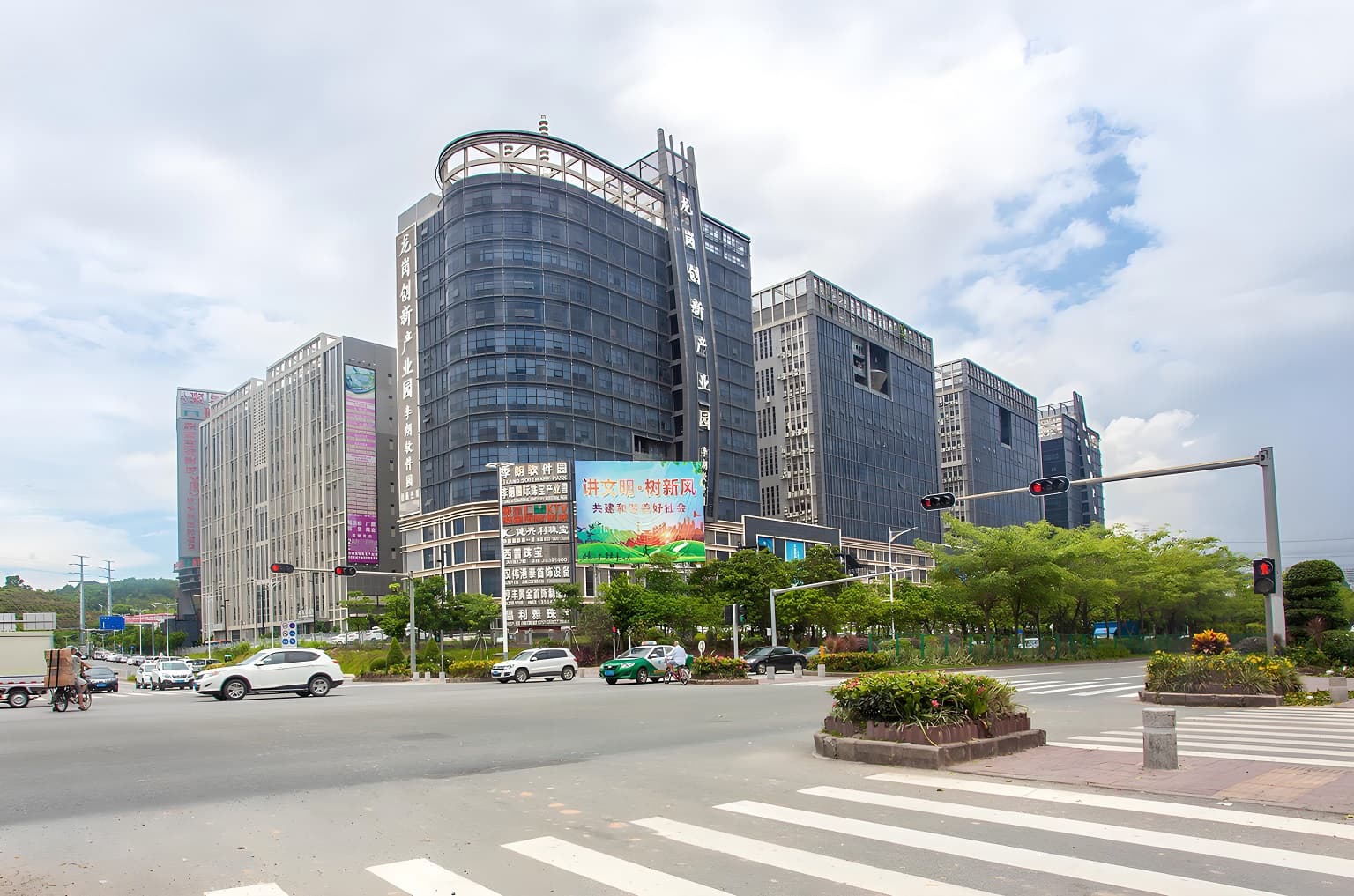 李朗国际珠宝园